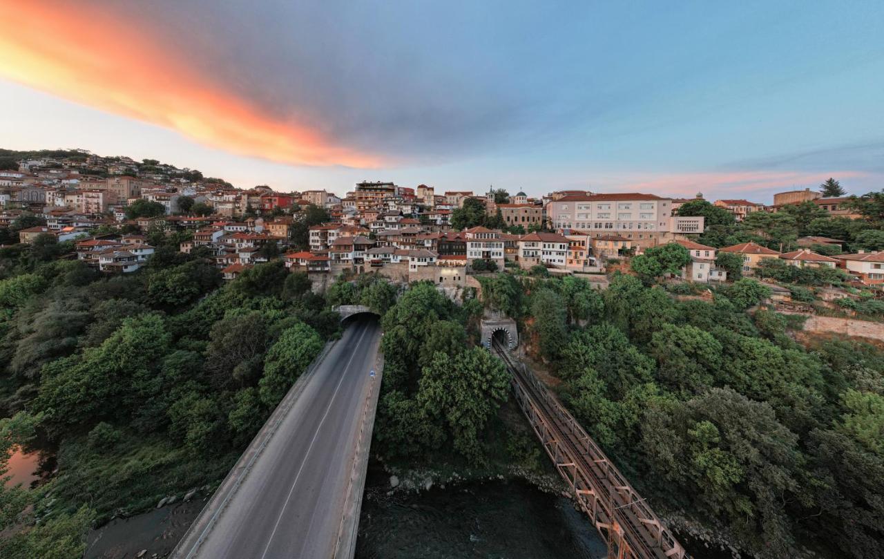 Bridges Residence Veliko Tarnovo Buitenkant foto